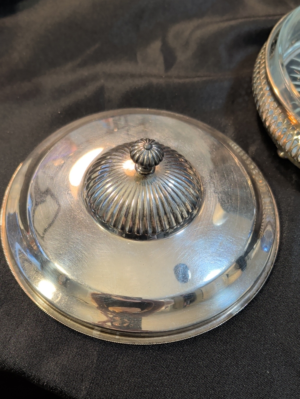 Vintage 1940's Crescent Silver Plated Relish Bowl With Glass Insert - Picture 7 of 12